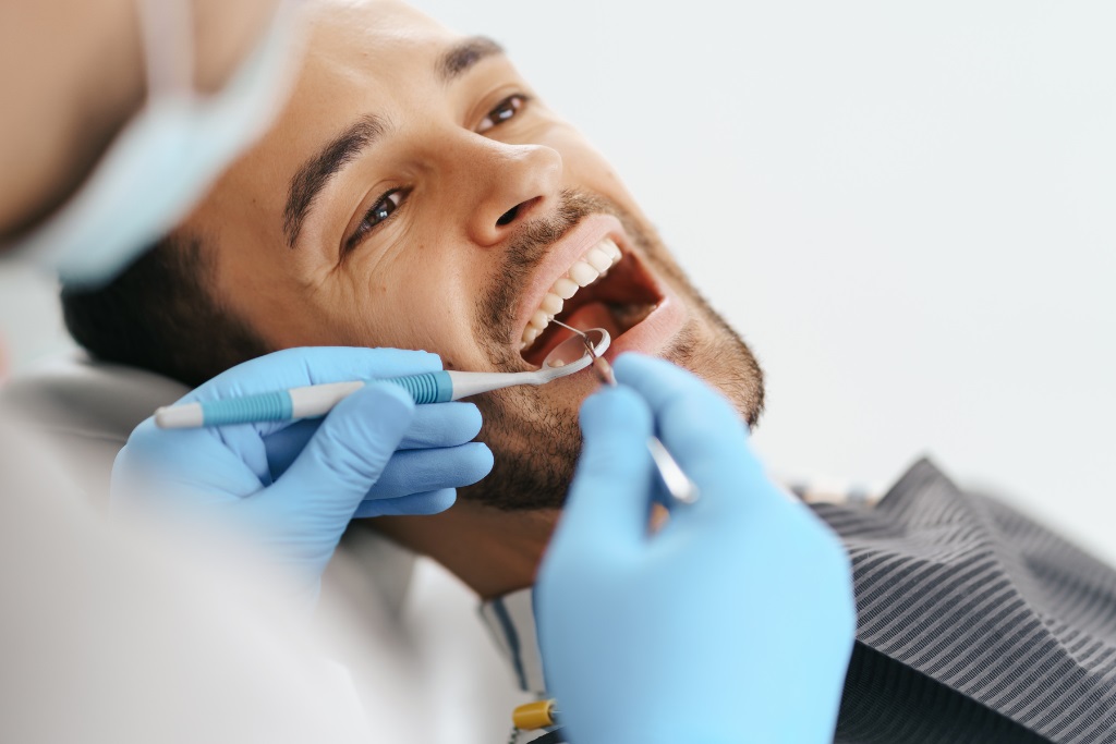 How To Choose The Right Dentist For Your Family